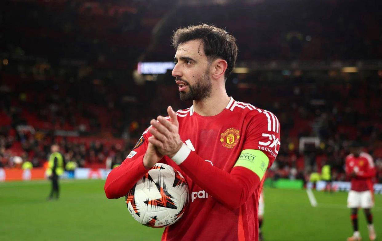 曼联7500万欧元锁定意甲中锋奥斯梅恩，引发巨额引援新动向